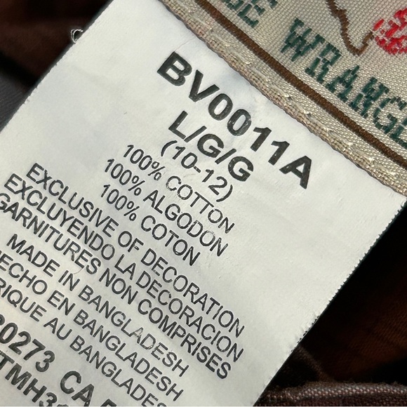 ❤️ Wrangler Kids Plaid Button-Down Shirt in Brown and White Youth (10-12) - Picture 5 of 10